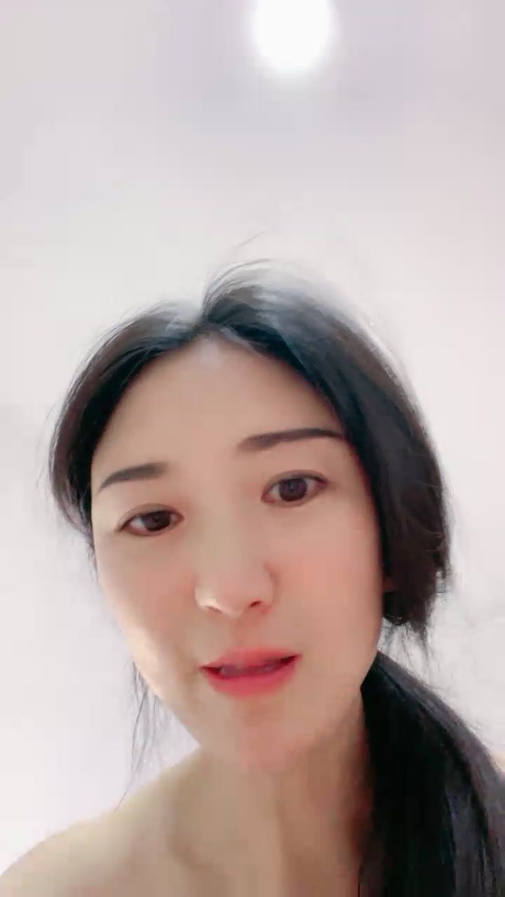 淫盪騷貨夫妻居家操逼！每天多要來一發！假屌深插自慰，69姿勢互舔，雙 ...