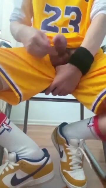 (粗口體育生) (推薦) 體育生直男視頻粗口調教自慰大鳥噴射精液