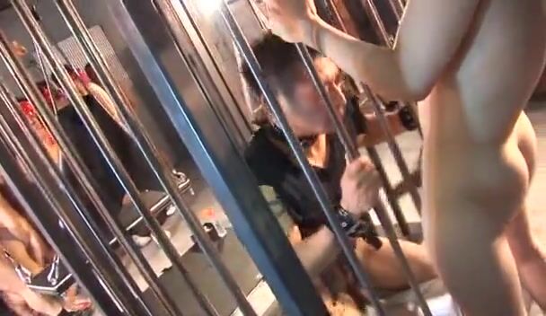 (上) 變態肉便器 - タカ篇：超級馬桶被86人輪奸,最強傳說誕生！