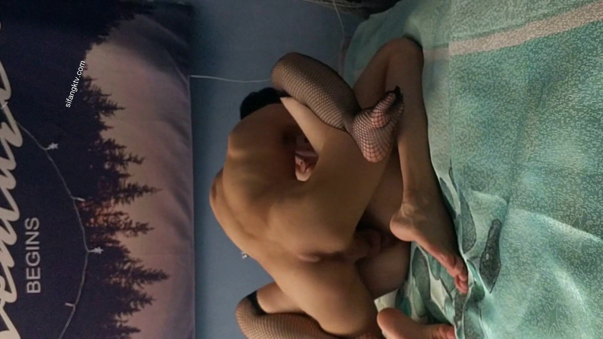 大神酒店約炮極品身材的美少婦各種姿勢啪啪啪完美露臉 (1)