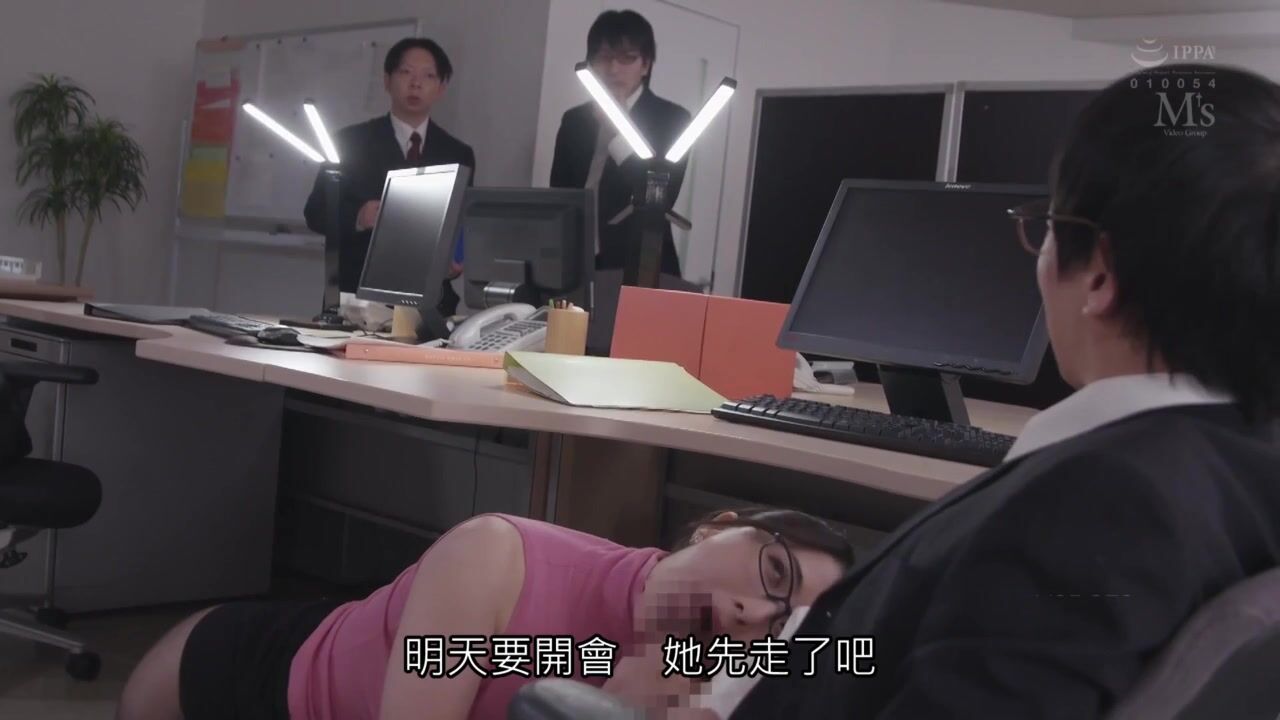 (中文字幕) [MVSD-433] 我最愛的晶愛麗學姐竟然是個變態痴女喜歡一邊玩弄我的奶頭一邊內射做愛